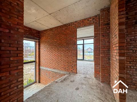 дом по адресу Трояндова