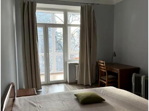 квартира за адресою Кропивницького вул., 18