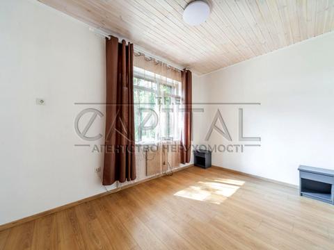 будинок за адресою Абрикосова вул.