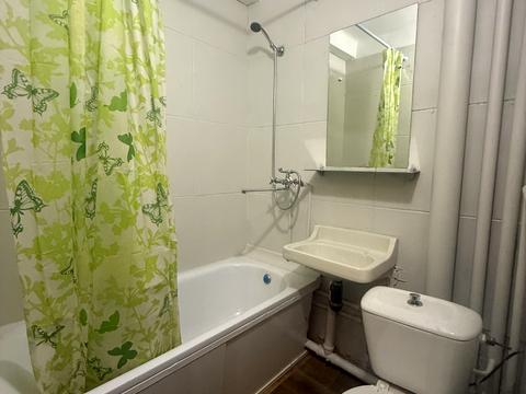 квартира за адресою Флоренції вул., 12-Б