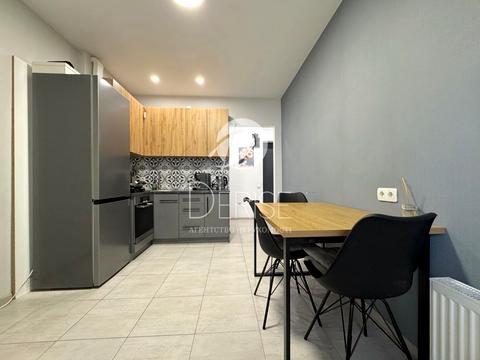 квартира за адресою Кадетський Гай вул., 12