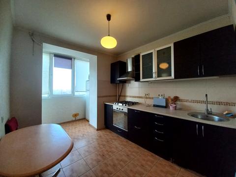 квартира за адресою Рекордная, 19