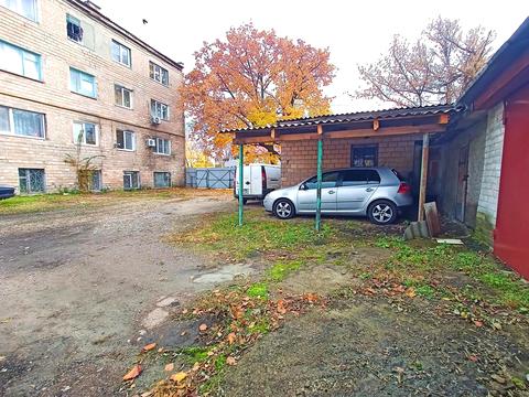 паркомісце за адресою Любецька вул., 60А