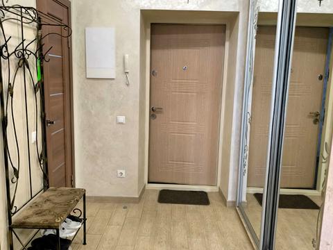 квартира за адресою Довженка вул., 49