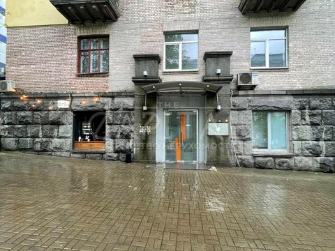 комерційна за адресою Велика Васильківська вул. (Червоноармійська), 67/7