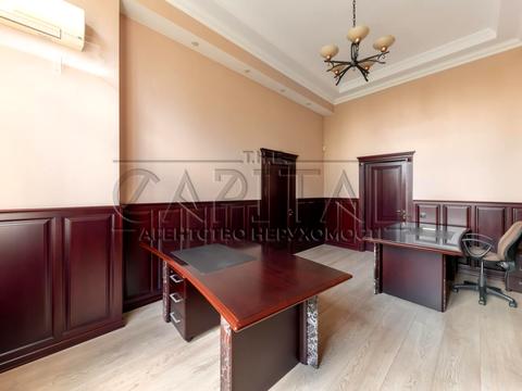 комерційна за адресою Старонаводницька вул., 6-Б