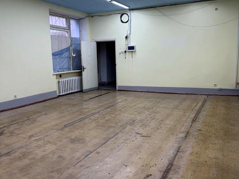 комерційна за адресою Молодіжна вул., 12/1