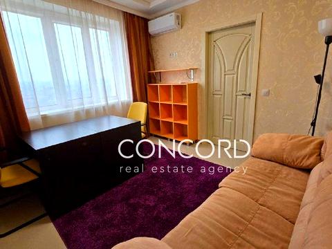 квартира за адресою Героїв полку "Азов" вул. (Маршала Малиновського), 8