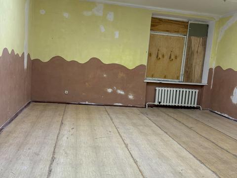 комерційна за адресою Молодіжна вул., 12/1