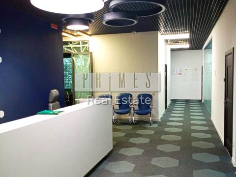 комерційна за адресою Лаврська вул. (Січневого Повстання), 16