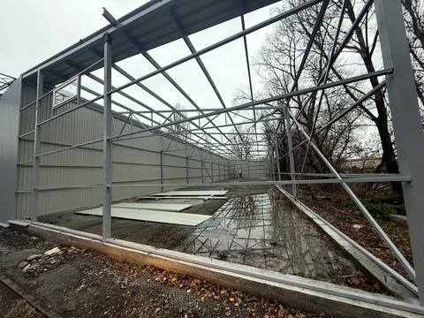 комерційна за адресою Київ, Набережно-Лугова вул., 8