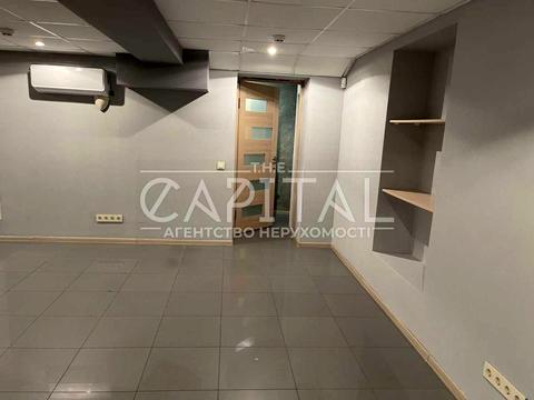 комерційна за адресою Почайнинська вул., 42/48