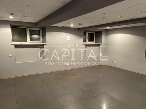 комерційна за адресою Почайнинська вул., 42/48