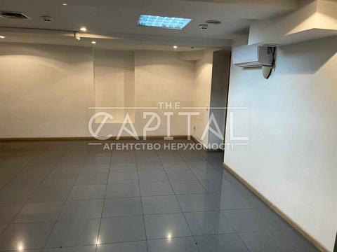 комерційна за адресою Почайнинська вул., 42/48