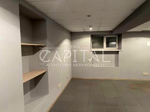 комерційна за адресою Почайнинська вул., 42/48