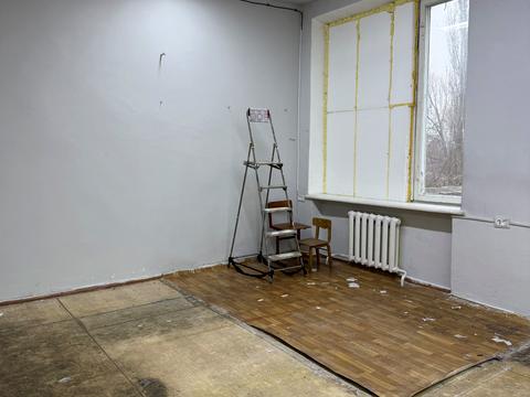 комерційна за адресою Молодіжна вул., 12/1