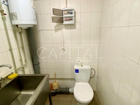 комерційна за адресою Ольги Кобилянської вул. (Горького), 5-Б