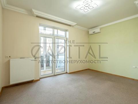 комерційна за адресою Київ, Івана Мазепи вул. (Січневого Повстання), 12