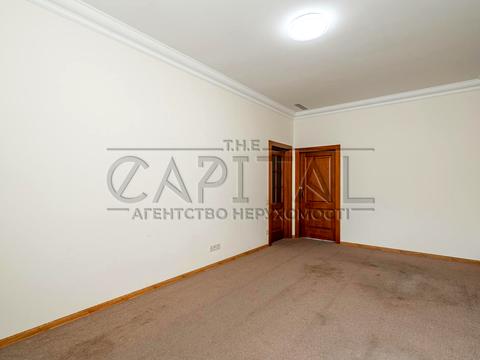 комерційна за адресою Київ, Івана Мазепи вул. (Січневого Повстання), 12