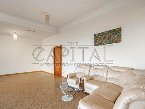 комерційна за адресою Київ, Івана Мазепи вул. (Січневого Повстання), 12