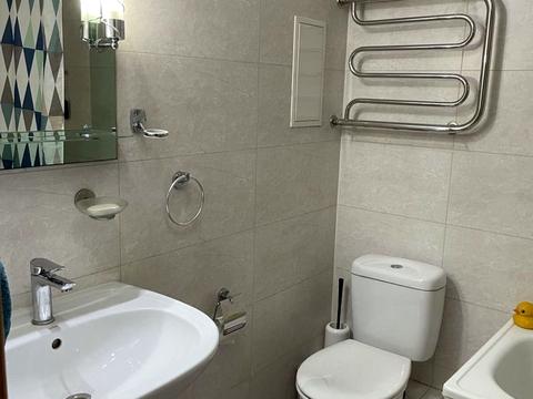 квартира за адресою Середня вул., 24 к4