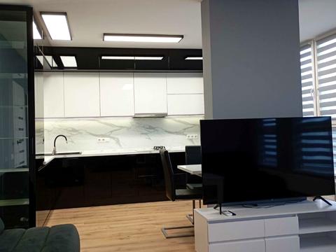 квартира за адресою Хотинська вул., 12