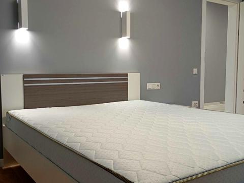 квартира за адресою Хотинська вул., 12