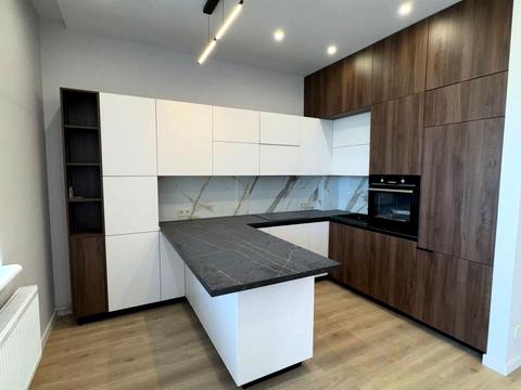 квартира за адресою Зоопаркова вул., 8в