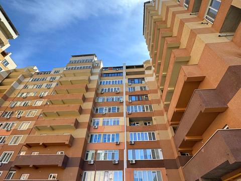 квартира за адресою Зоопаркова вул., 8в