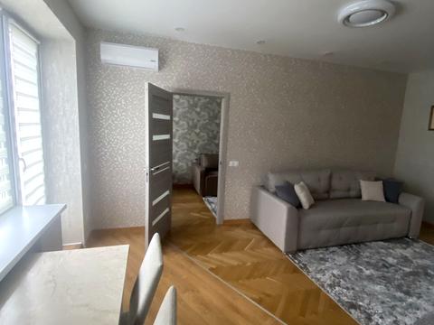 квартира по адресу Квитневая ул., 3