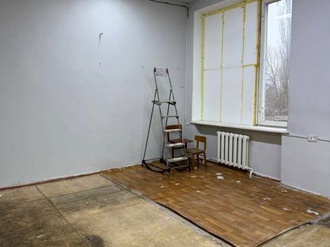 комерційна за адресою Молодіжна вул., 12/1