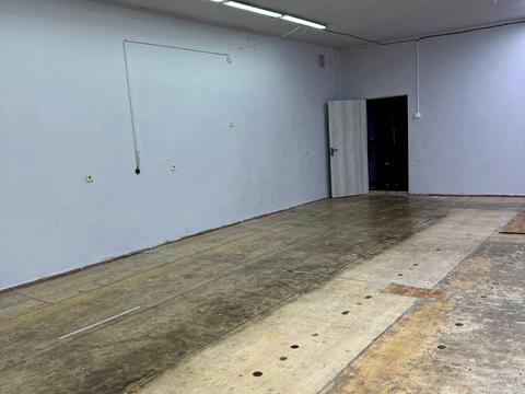 комерційна за адресою Молодіжна вул., 12/1