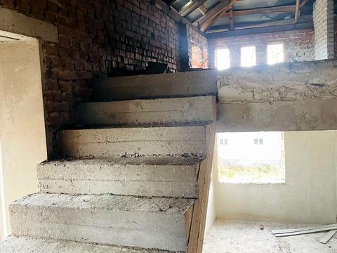 будинок за адресою с. Бартатів, Центральна