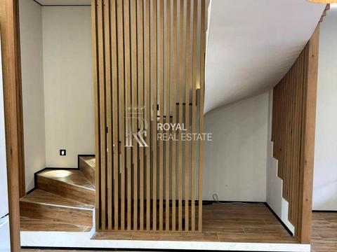 будинок за адресою 10-й Північно-Озерний, 1