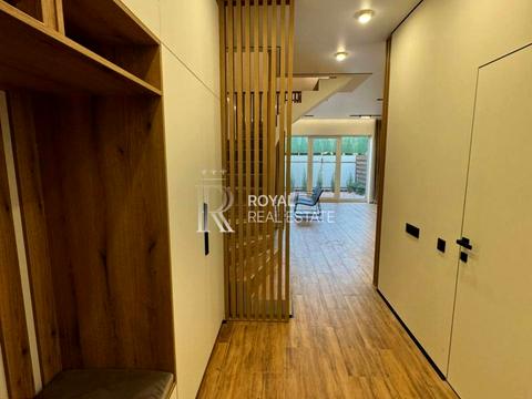 будинок за адресою 10-й Північно-Озерний, 1