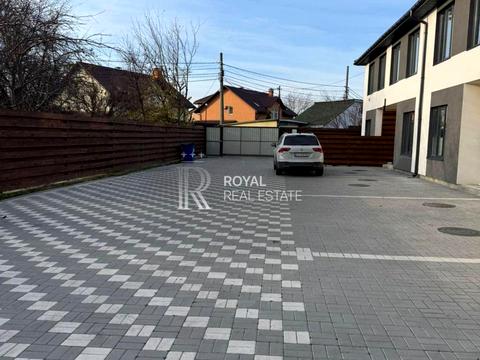 будинок за адресою 10-й Північно-Озерний, 1