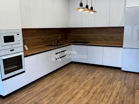 будинок за адресою 10-й Північно-Озерний, 1