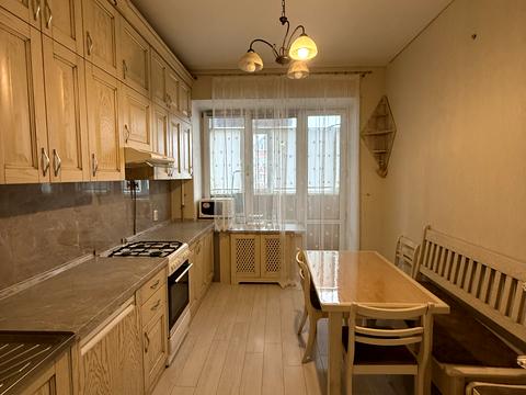 квартира за адресою Тополина вул., 16