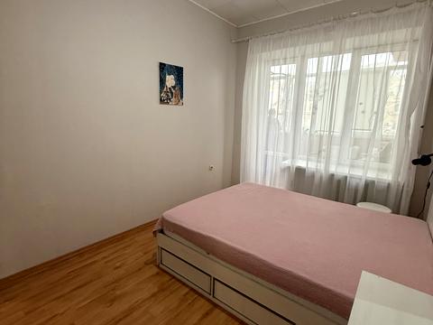 квартира за адресою Тополина вул., 16