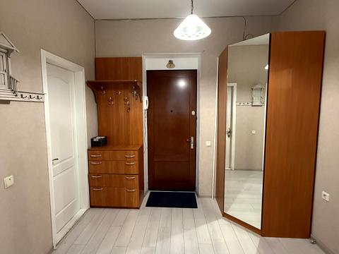 квартира за адресою Тополина вул., 16