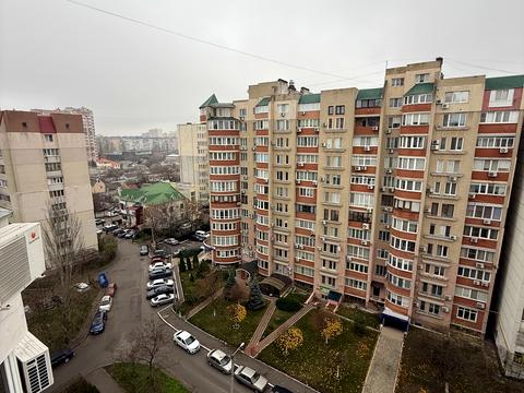 квартира за адресою Тополина вул., 16