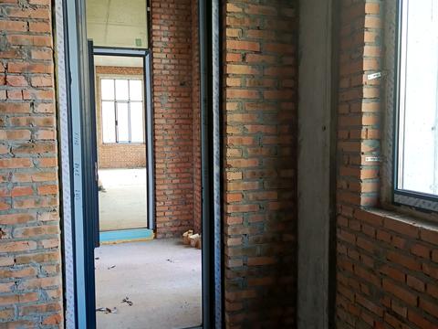 комерційна за адресою Щекавицька вул., 46