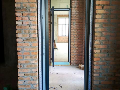 комерційна за адресою Щекавицька вул., 46