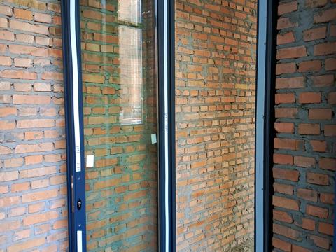 комерційна за адресою Щекавицька вул., 46