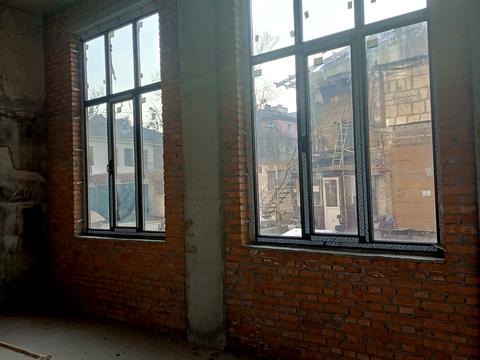 комерційна за адресою Щекавицька вул., 46