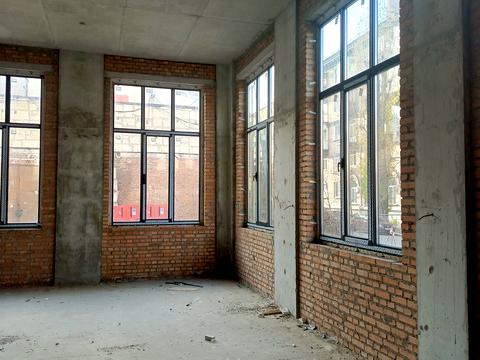 комерційна за адресою Щекавицька вул., 46