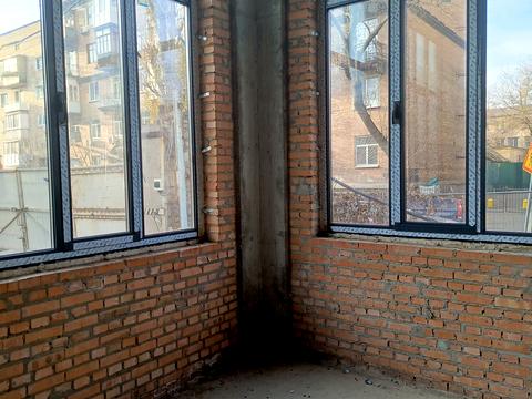 комерційна за адресою Щекавицька вул., 46