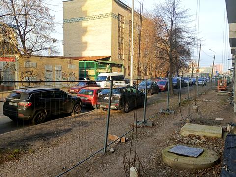 комерційна за адресою Щекавицька вул., 46