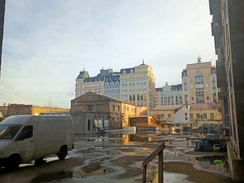 комерційна за адресою Щекавицька вул., 46