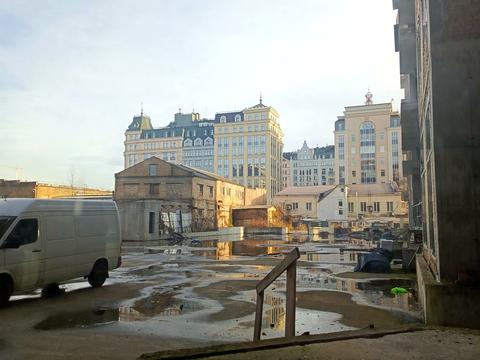 комерційна за адресою Щекавицька вул., 46